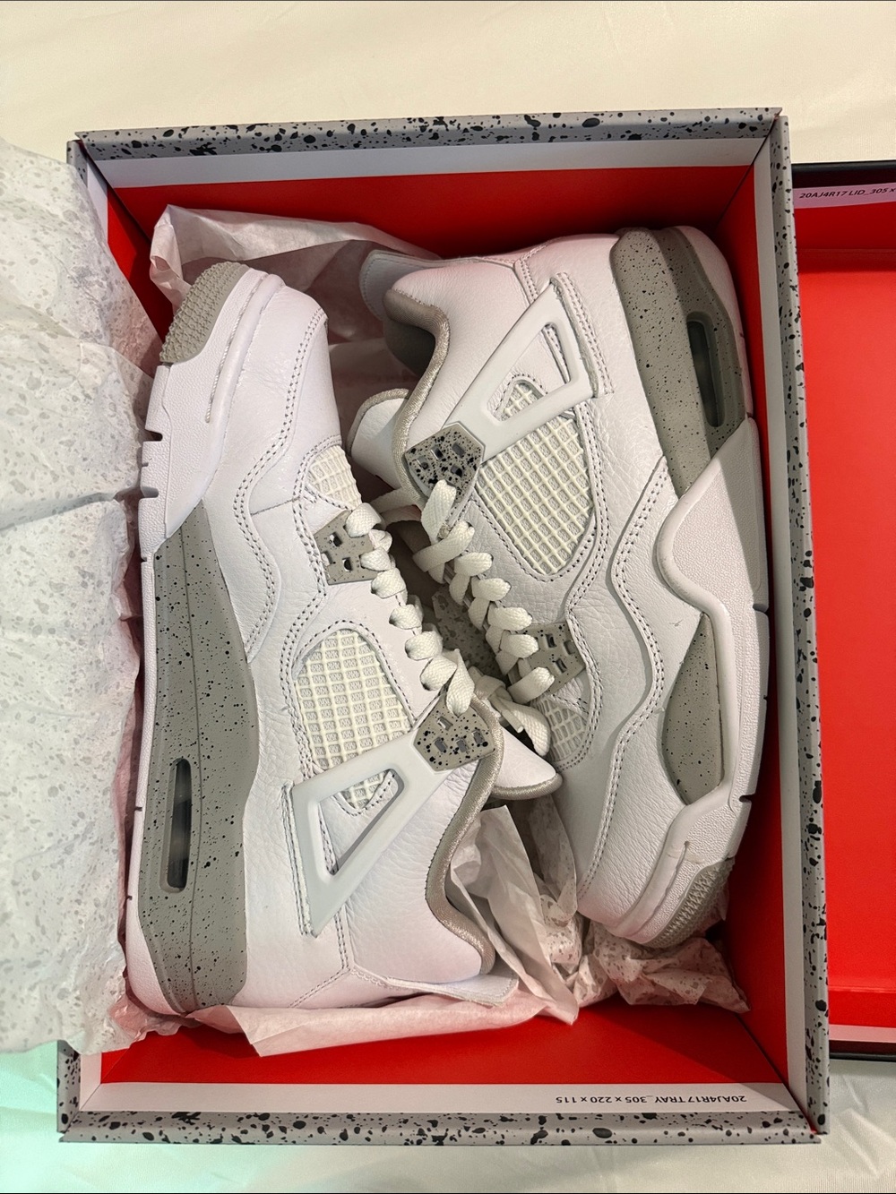 Jordan Men’s Retro Basketball Sneakers in White and Grey